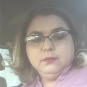 Meet your Posher, Priscilla